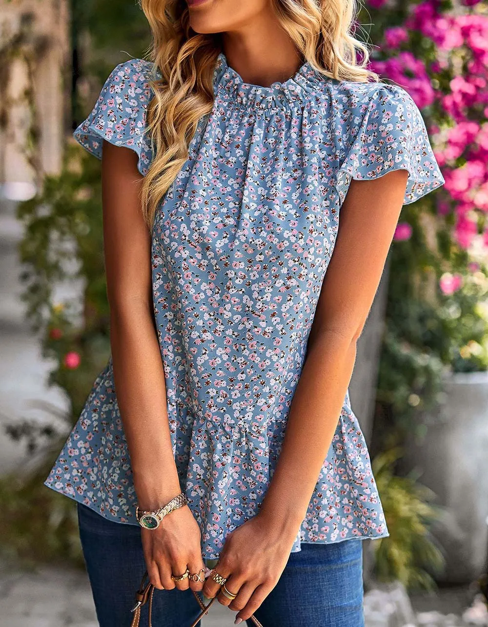Disty Floral Round Neck Short Sleeve Slim Shirt