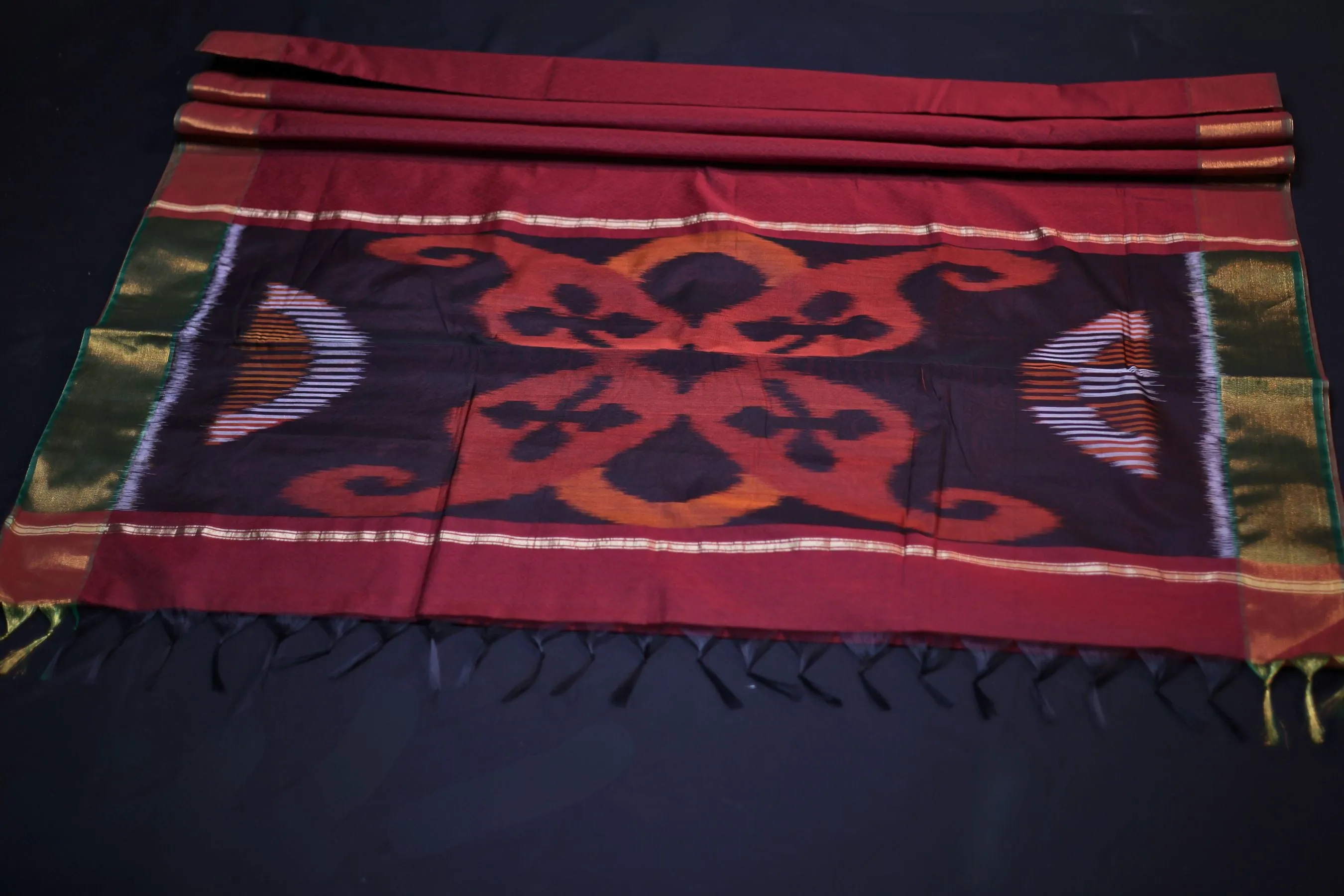 Elegant Soft Cotton Saree with Pochampally Ikkat Pallu and  Zari Border