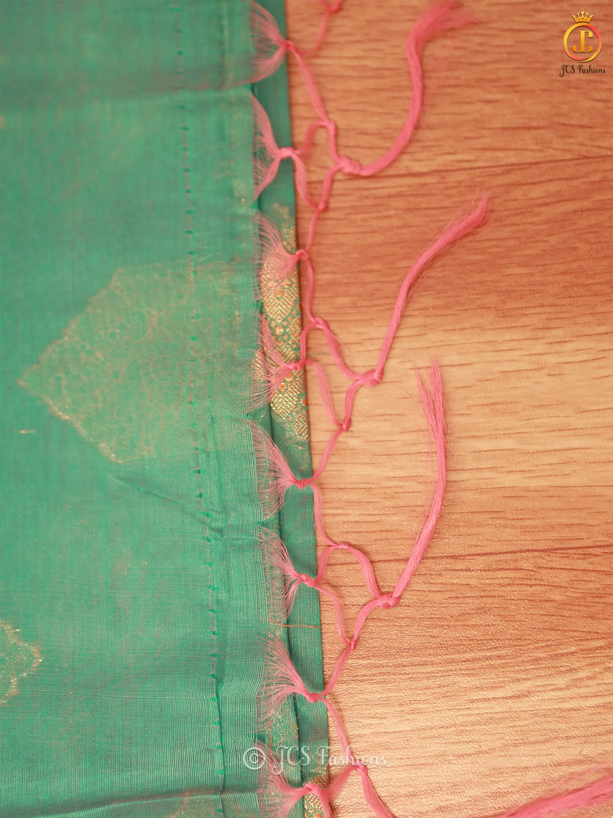 Indian Traditional Soft Silk Cotton Saree With Brocade Blouse