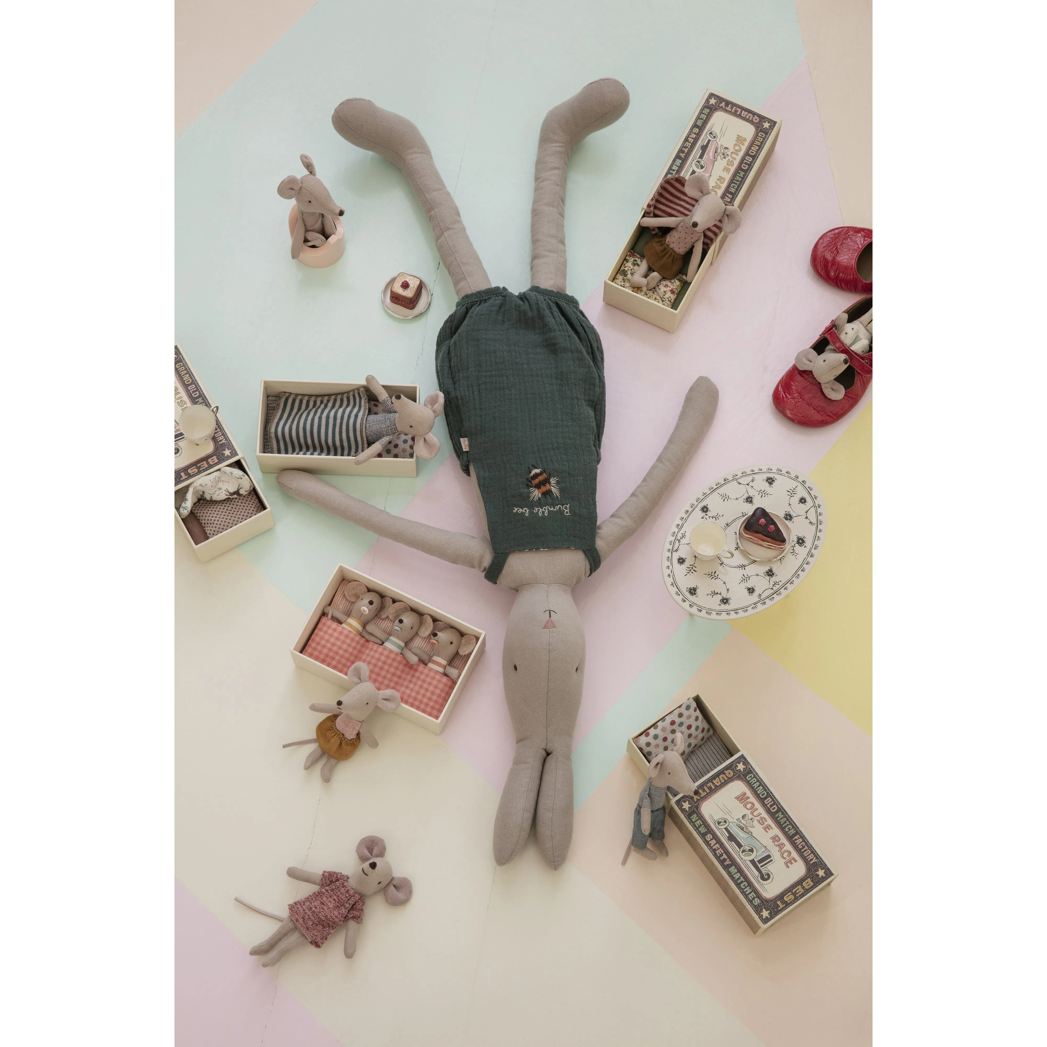 Maileg Rabbit Size 5 Overalls
